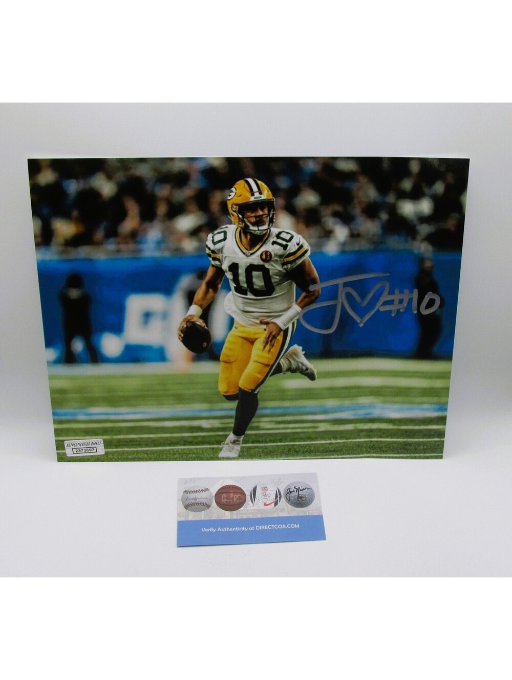 Jordan Love Signed 8x10 Photo With COA (2373697) (Packers)